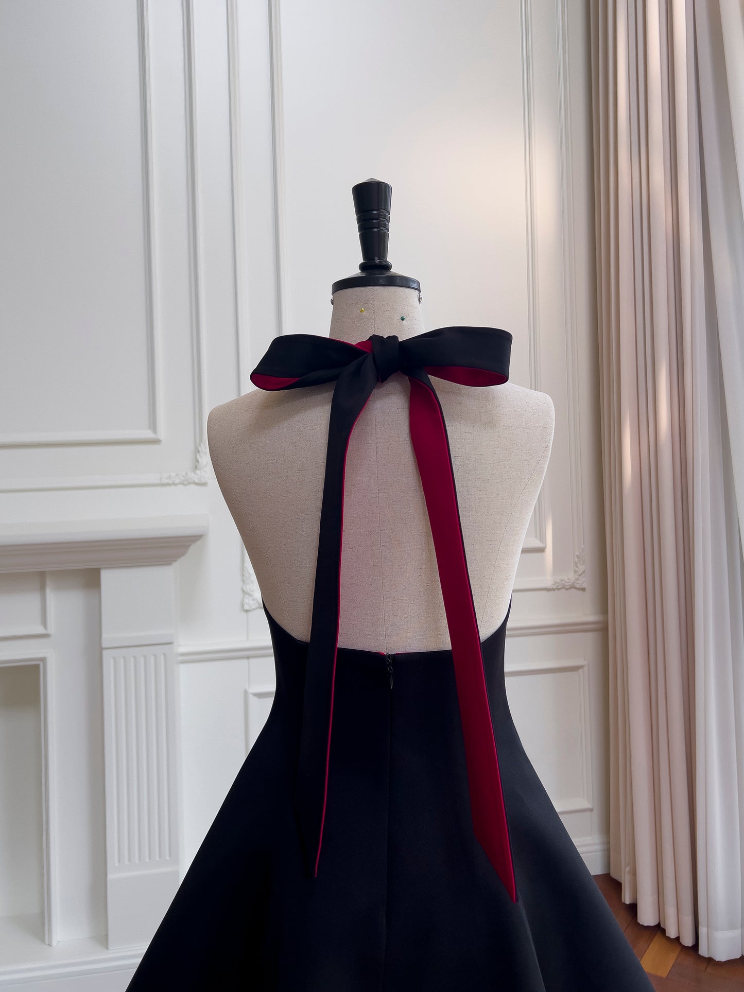 Delulu Bow-Tie Red-Bottom Mini Dress